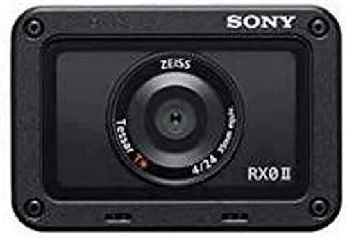 Sony RX0 II Creator Kit | Robuste, ultra-kompakte Kamera mit Aufnahmegriff VCT-SGR1 (1.0-Typ-Sensor, 24mm F4,0 Zeiss-Objektiv, wasserfest, 4K-Filmaufnahmen und neigbares Display für Vlogging), Schwarz
